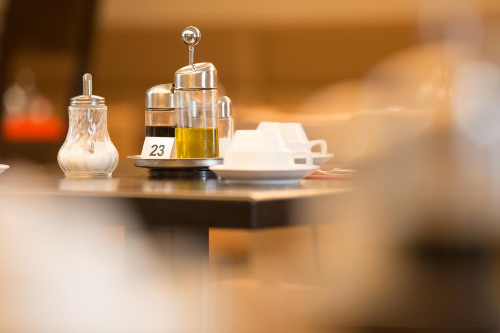 Goethe Conference Hotel By Trip Inn Frankfurt am Main Buitenkant foto