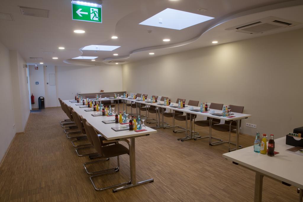 Goethe Conference Hotel By Trip Inn Frankfurt am Main Buitenkant foto